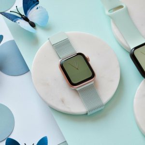 Magnetic Chain Apple Watch Strap – Cool Mint Apple Watch Straps